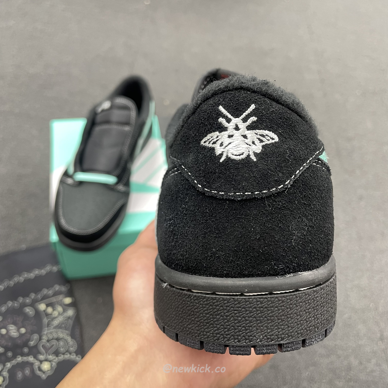 Air Jordan 1 Low Dazzles With Tiffany Cus Travis Dm7866 311 (4) - newkick.vip